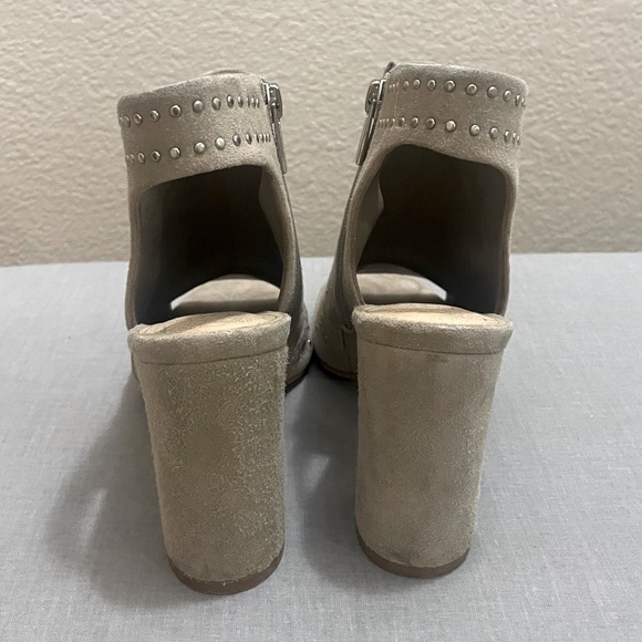 Vince Camuto Block Heel Sandal/ Bootie - Picture 4 of 5